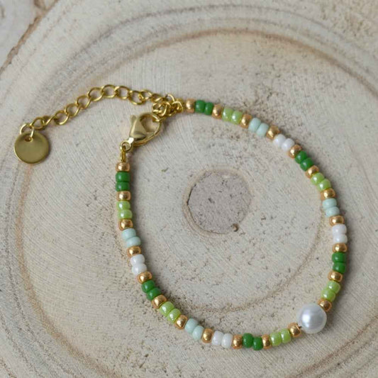 Groene kralen kinder armband fijne Miyuki kralen stainless steel goud - Idhuna Jewels