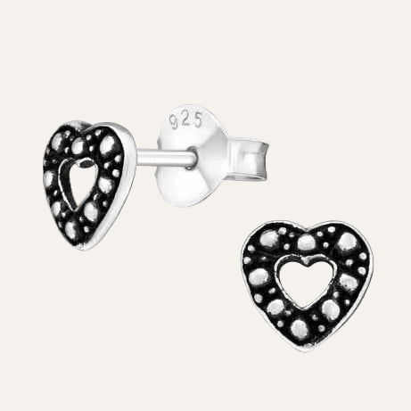 Zilveren hartjes Dames oorbellen knopjes Bali look - Idhuna Jewels