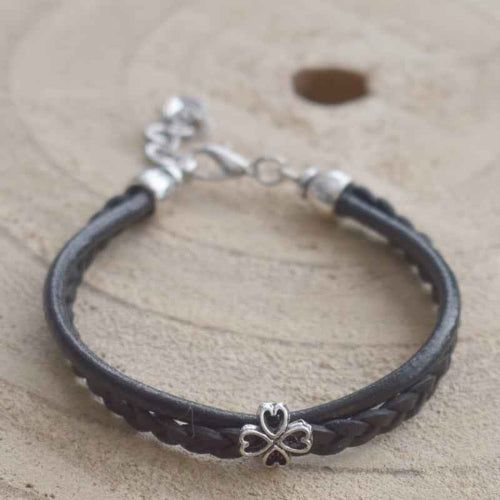 Zwarte leren dames armband met klavertje vier geluk - Idhuna Jewels