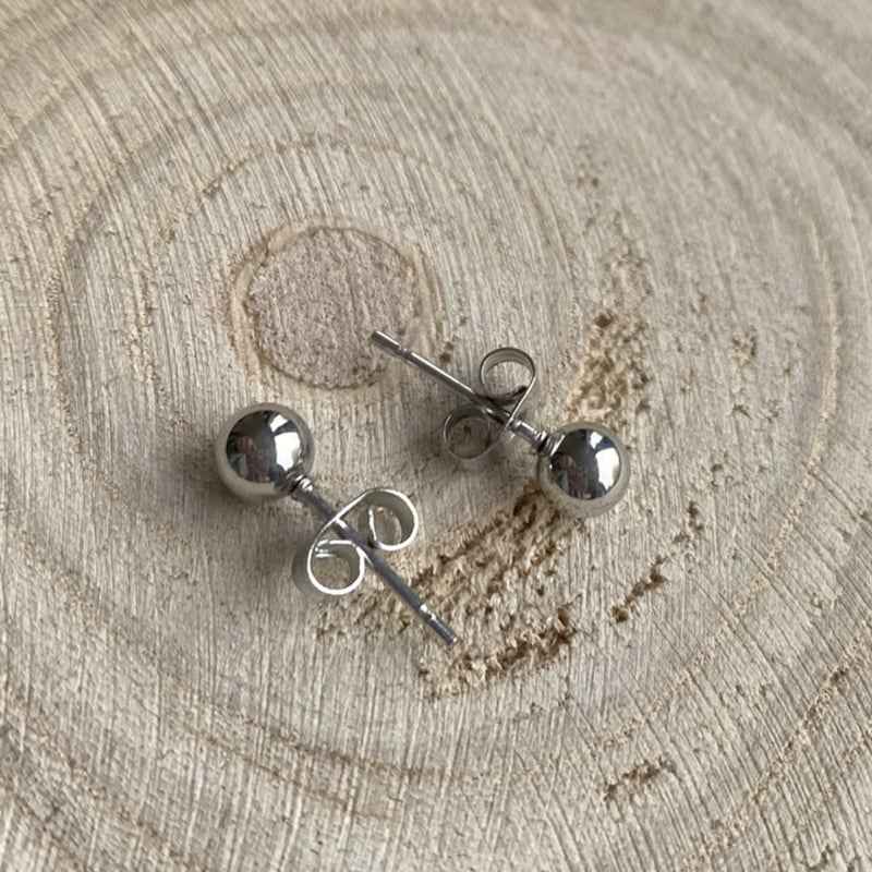 Zweerknopjes Chirurgisch Staal Zilver 5 mm - Idhuna Jewels