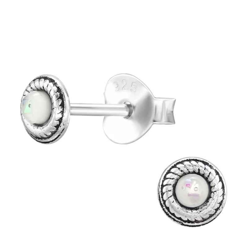 925 Sterling zilveren oorknopjes Bali Boho met half edelsteen white opal - Idhuna Jewels