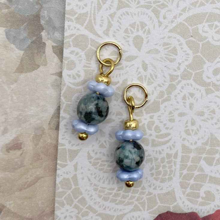 Bedels voor Oorringen Goudkleurig staal Lovely Blue - Idhuna Jewels