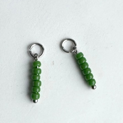 Bedels voor Oorbellen groene kraaltjes