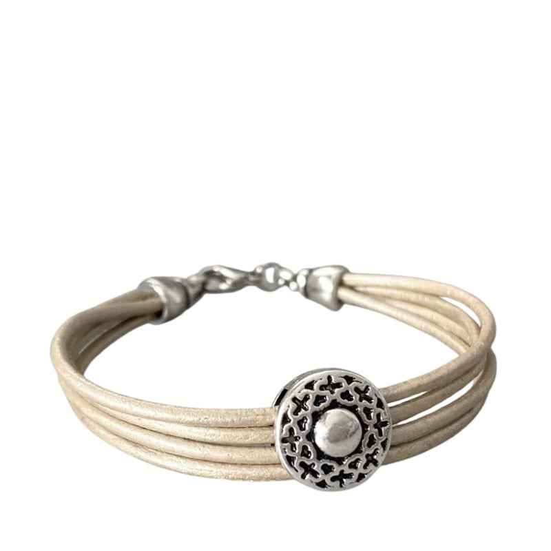 Beige leren armband dames met Bali look schuiver oud zilver kleur - Idhuna Jewels