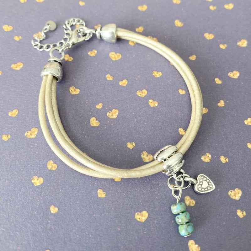 Beige leren dames armband bohemian vibes - Idhuna Jewels