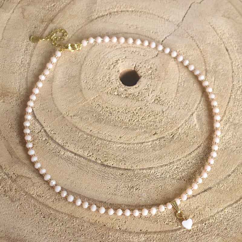 Dames Ketting Beige Facet glaskralen Rvs goud Parelmoer Hartje - Idhuna Jewels