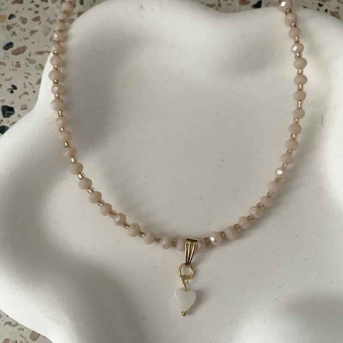 Dames Ketting Beige Facet glaskralen Rvs goud Parelmoer Hartje - Idhuna Jewels