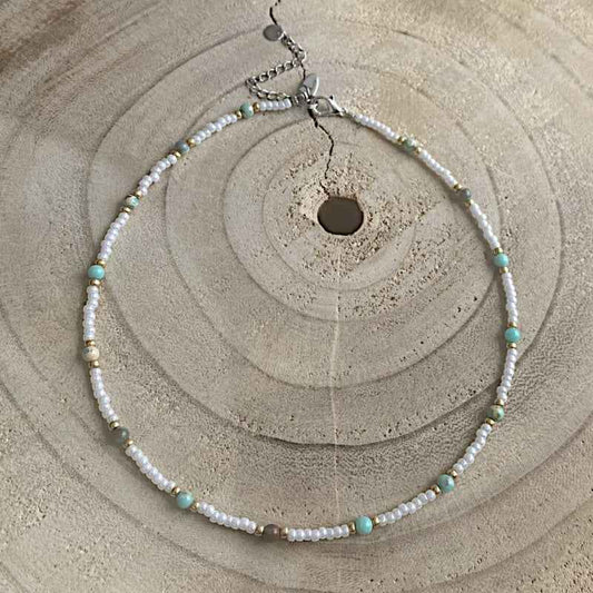 Dames witte kralen ketting rocailles met goud en turquoise - Idhuna Jewels