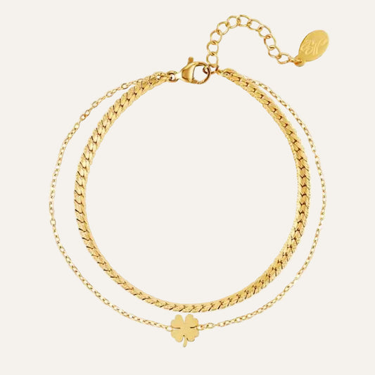 Aurélia Luxe Klaver Sieraadset - Goudkleurige Oorbellen, Ketting Aurélia Luxe Klaver Sieraadset - Goudkleurige Oorbellen, Ketting