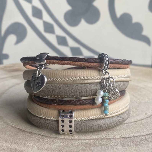 Idhuna Wikkelarmband dames bruin met bedels - Idhuna Jewels