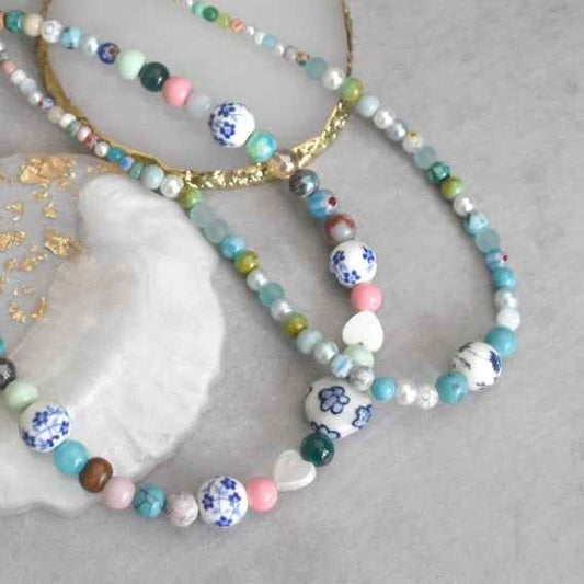 Kralen Ketting Kort dames Lovely Dutch Keramiek bloemen kraal - Idhuna Jewels