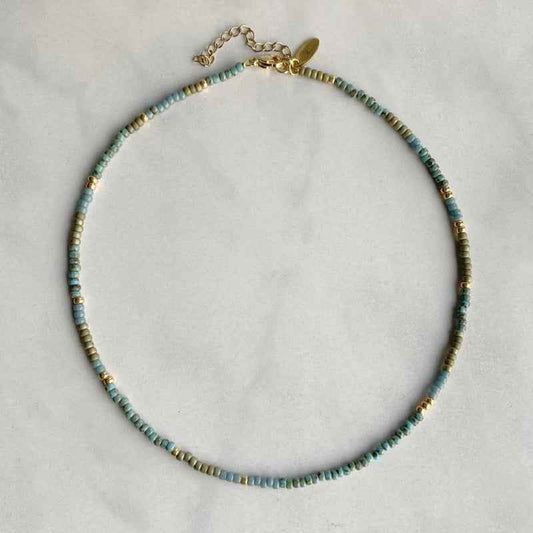Kralen ketting Rvs Goud met turquoise en olijfgroene rocailles - Idhuna Jewels