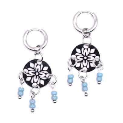 Mandala Oorbellen Rvs Zilver met lichtblauwe kraaltjes - Idhuna Jewels