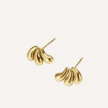 Goudkleurige RVS oorknopjes met drie druppels – Trio Drops