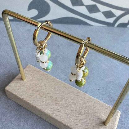 Oorringen Goud Rvs 12 mm met hangers Turquoise en wit - Idhuna Jewels