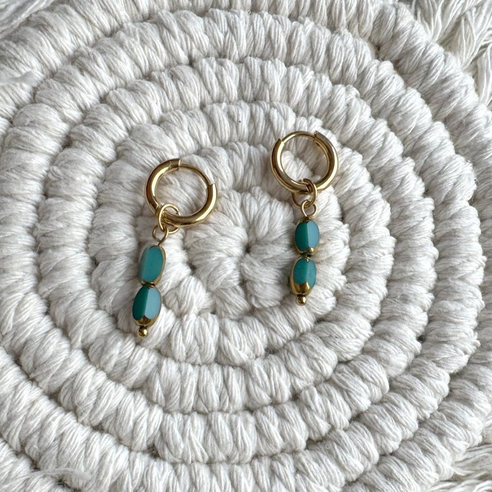 Oorringen Staal turquoise glashangers Yara