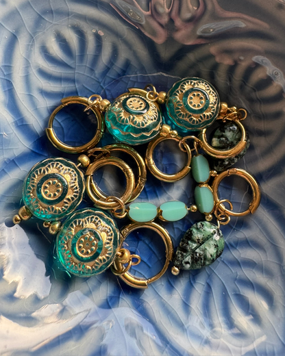 Oorringen Rvs goud Czech Flower turquoise Ella