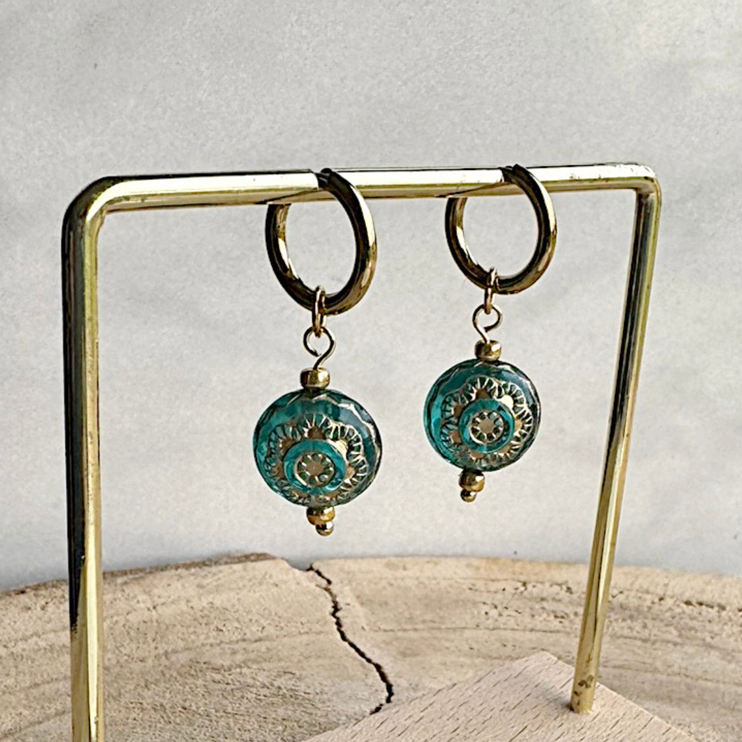 Oorringen Rvs goud Czech Flower turquoise Ella