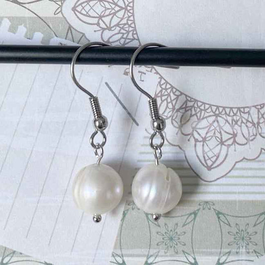 Parel oorbellen hangers staal zilver - Idhuna Jewels