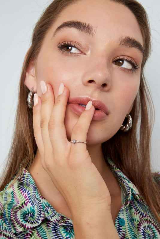 Ring dames staal zilver met bloem en zirkonia - Idhuna Jewels