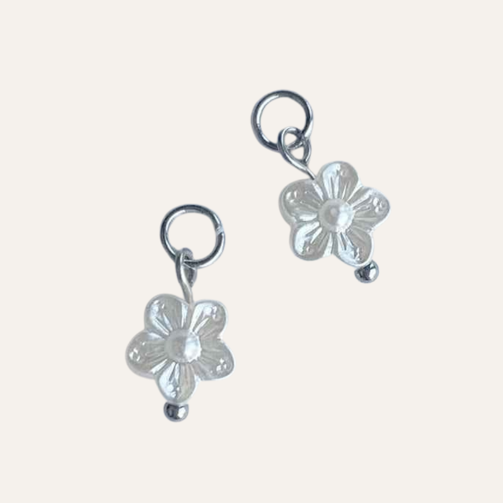 Rvs Oorbedels zilver Oorbellen met Parelmoer bloemetjes