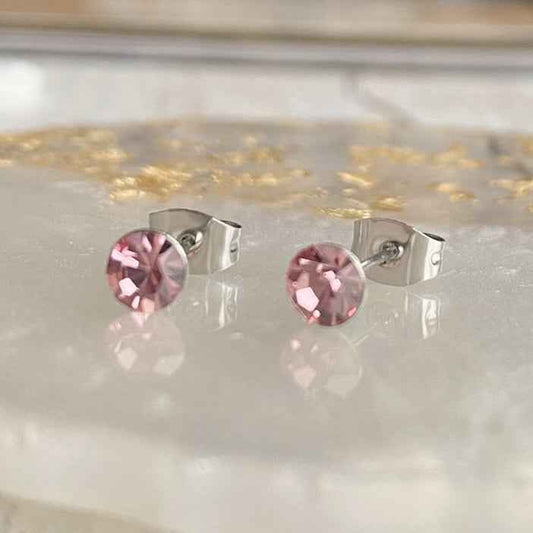 Rvs Oorknopjes zilver met roze kristallen - Idhuna Jewels