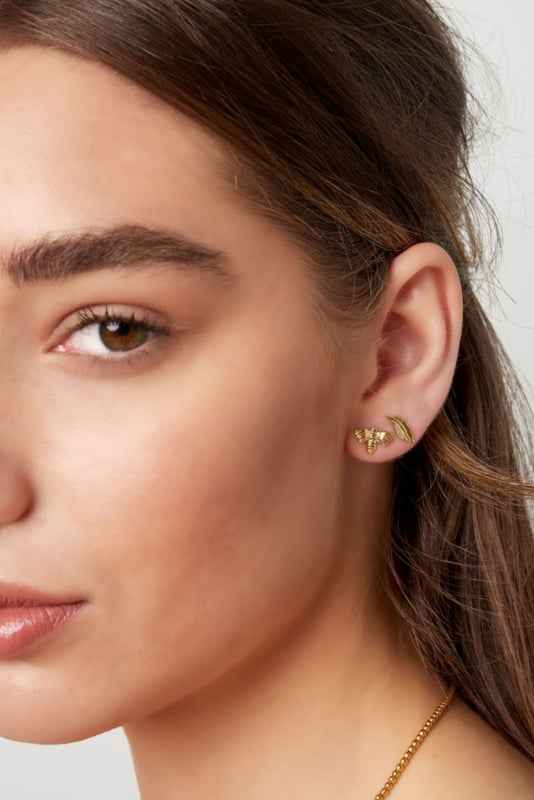 Stalen Yehwang dames oorbellen veertje goud - Idhuna Jewels