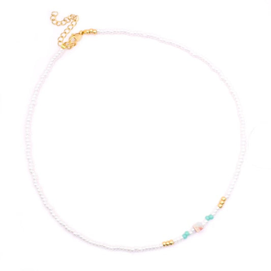 Witte kralen ketting/choker kort dames lichtblauwe natuursteen - Idhuna Jewels