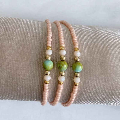 Zalmroze Peach Idhuna Rocailles Armband kralen dames - Idhuna Jewels