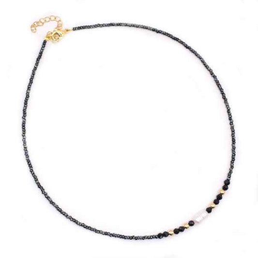 Zwarte korte dames kralen ketting staal goud met parel - Idhuna Jewels